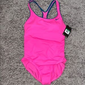 Nike SwimSuit 🩱